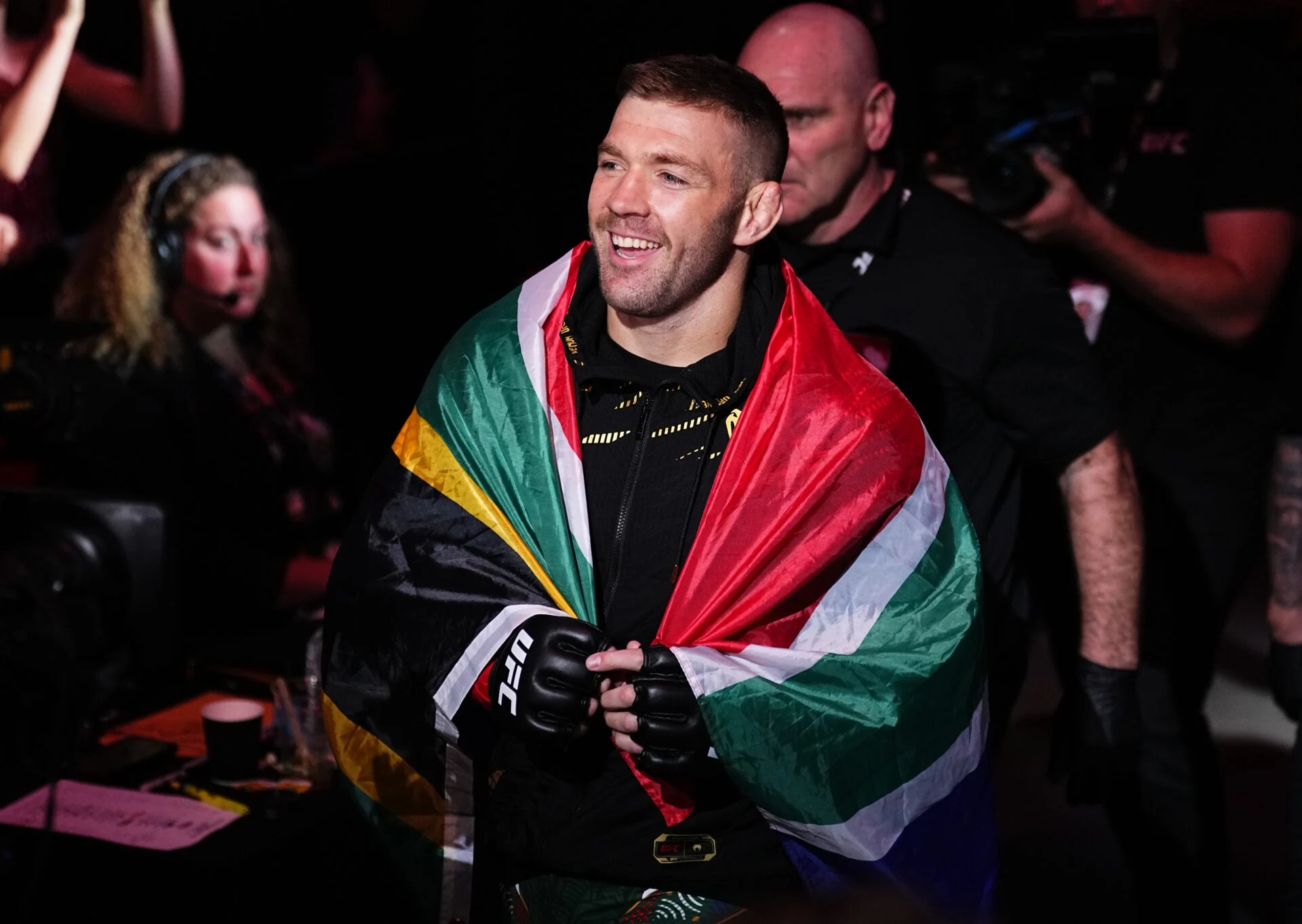 Featured image for UFC Showdown: Du Plessis and Chimaev Prepare for Epic Battle