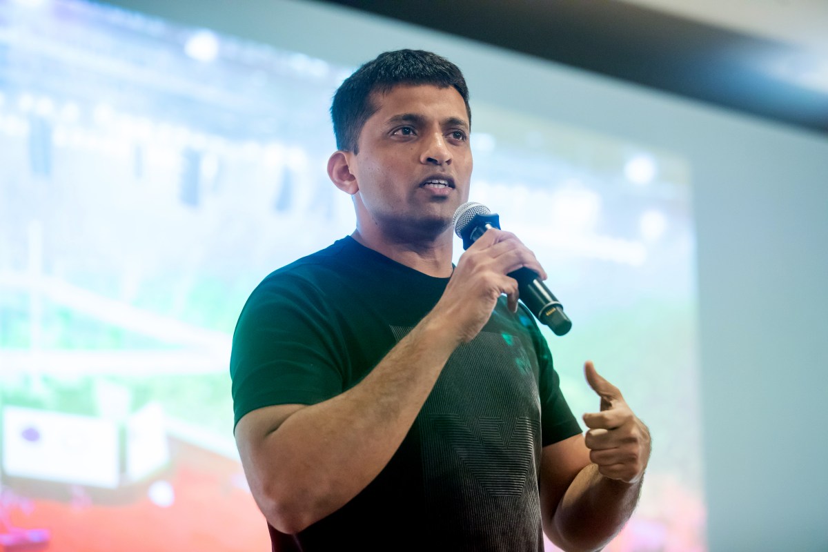 Featured image for Byju's faces turmoil as Deloitte quits as auditor and board members resign.