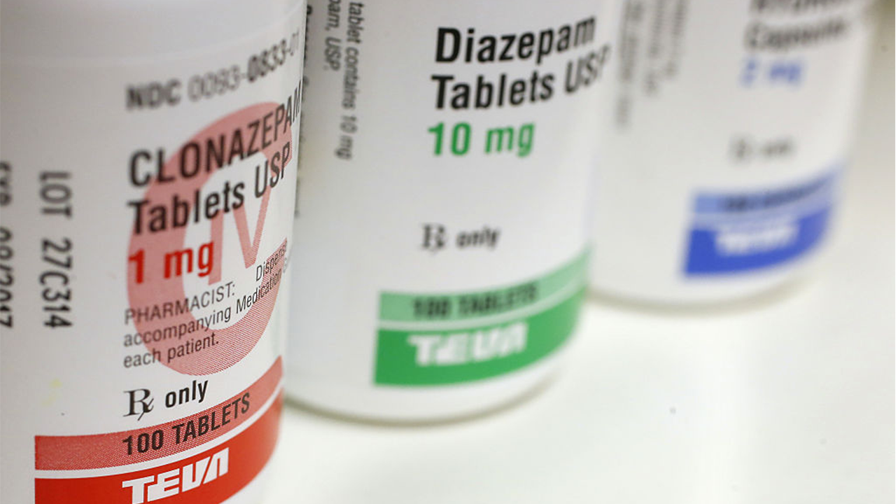 Featured image for "Oregon Dad Accused of Drugging Daughter's 12-Year-Old Friends at Sleepover"