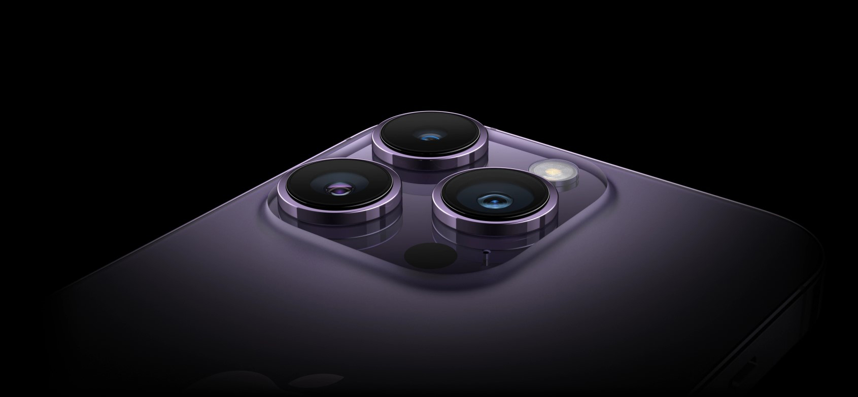 Featured image for iPhone 15 Pro Max Periscope Lens Supplier Faces Losses Despite Low Production Costs