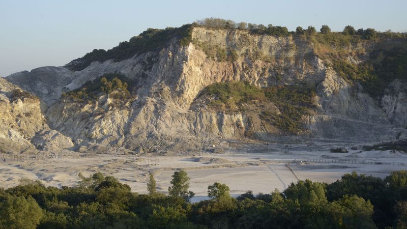 "Multiple Earthquakes Strike Naples and Raise Volcanic Eruption Concerns"