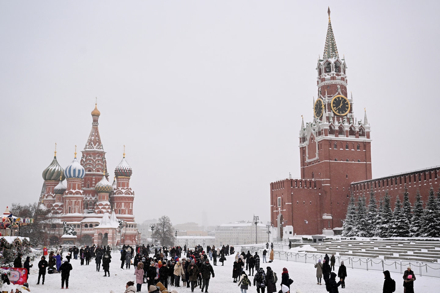 Featured image for "Putin's End-of-Year Event: A Failed Attempt at Dialogue Amidst Frozen Front and Stalled Western Aid for Ukraine"