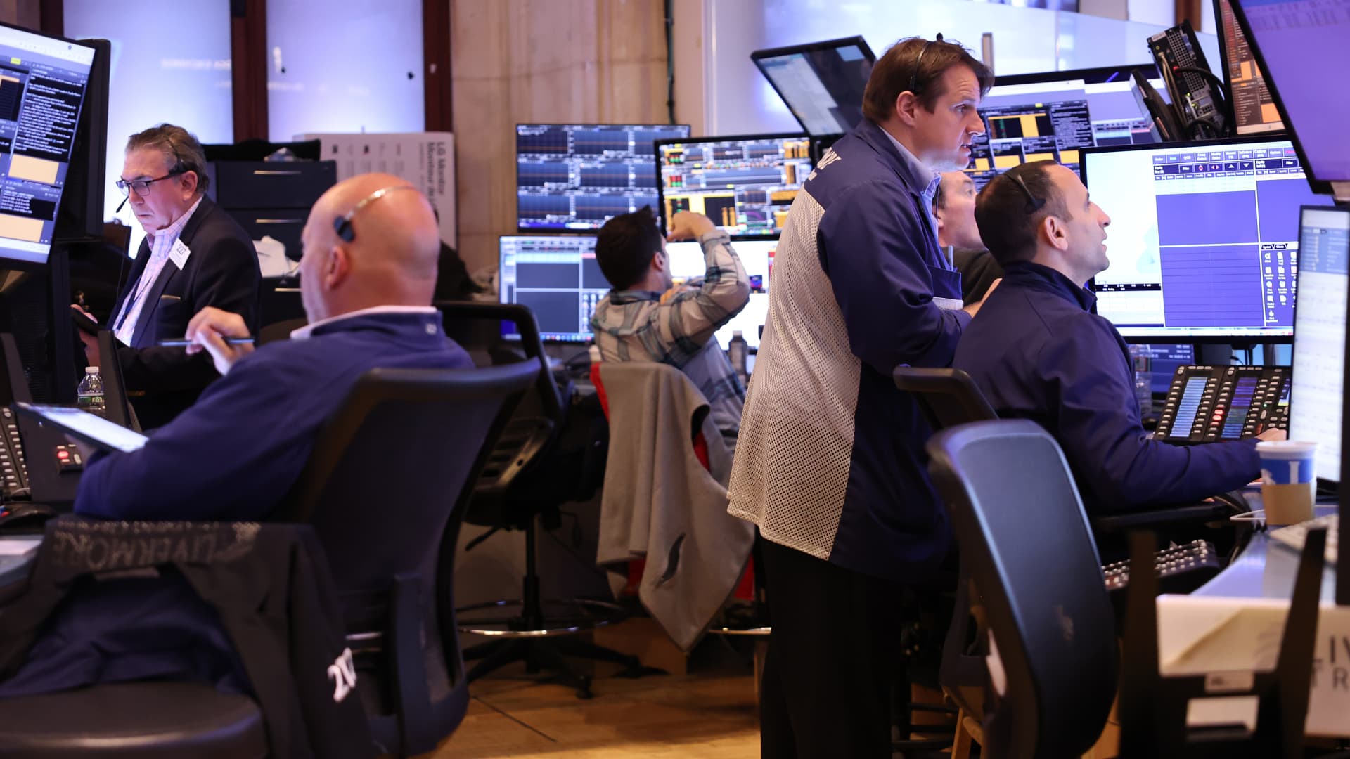 Global Markets Rally as Stocks Hit New Highs Post-Fed Rate Cut