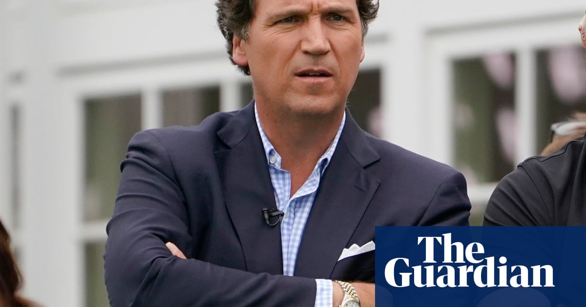 Featured image for Fox bosses concerned over Tucker Carlson's text about fighting style.