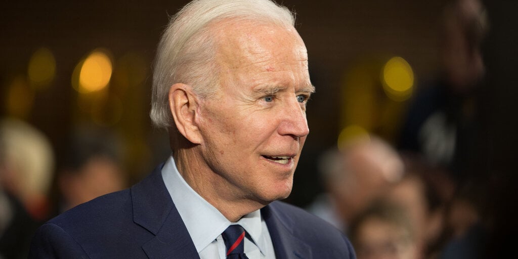 Biden Vetoes Congress's Attempt to Overturn SEC Crypto Guidance