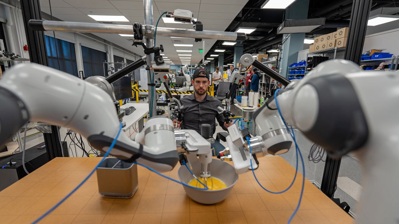 AI Advances Enable Robots to Independently Learn and Share Skills