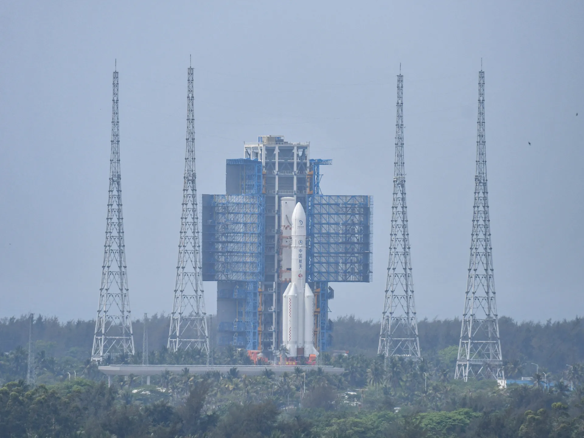 China's Chang'e-6 Achieves Historic Landing on Moon's Far Side