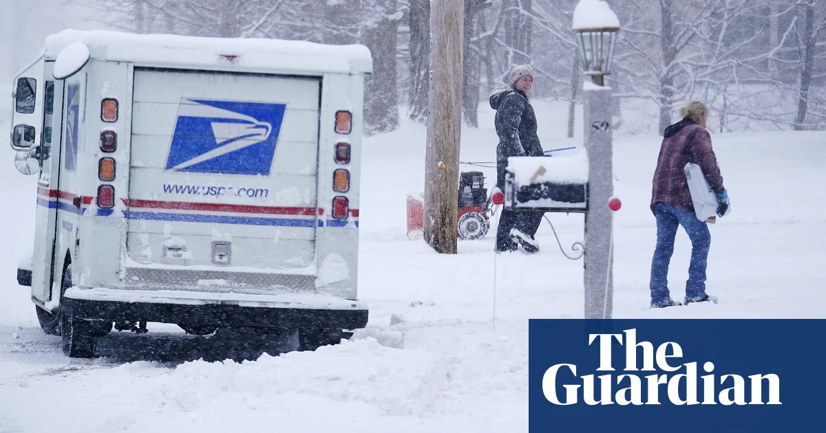Featured image for Trump Considers USPS Privatization in Potential Second Term