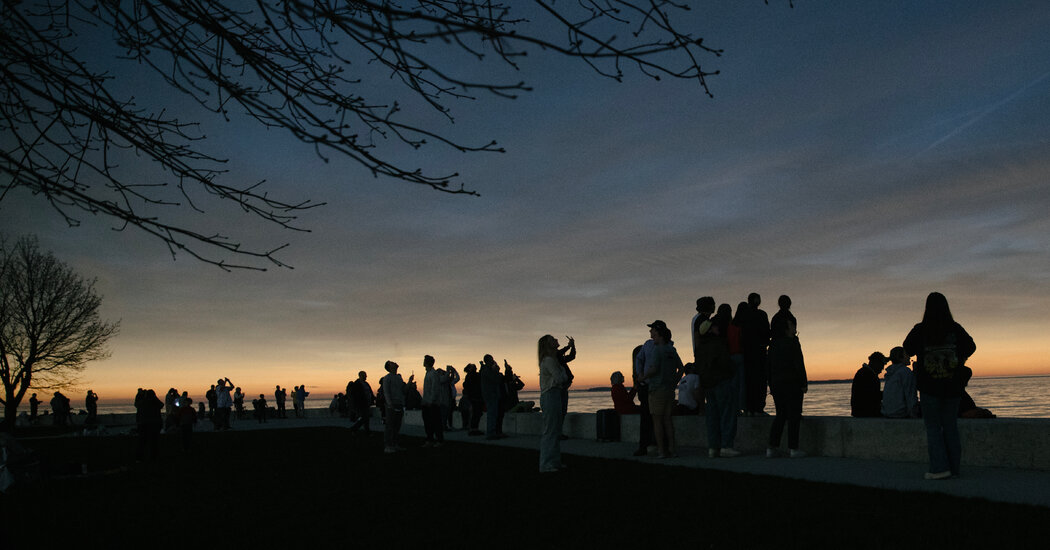 Featured image for "Internet Traffic Plummets During Solar Eclipse Viewing"