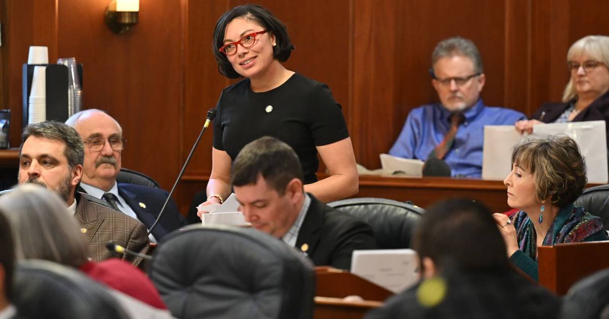 Featured image for "Alaska Lawmakers' Efforts to Override Gov. Dunleavy's Education Bill Veto Fall Short"