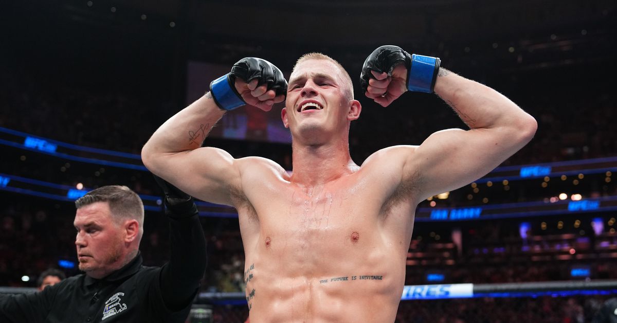 Featured image for Ian Machado Garry: Rising UFC Star Overcomes Adversity with Unwavering Confidence