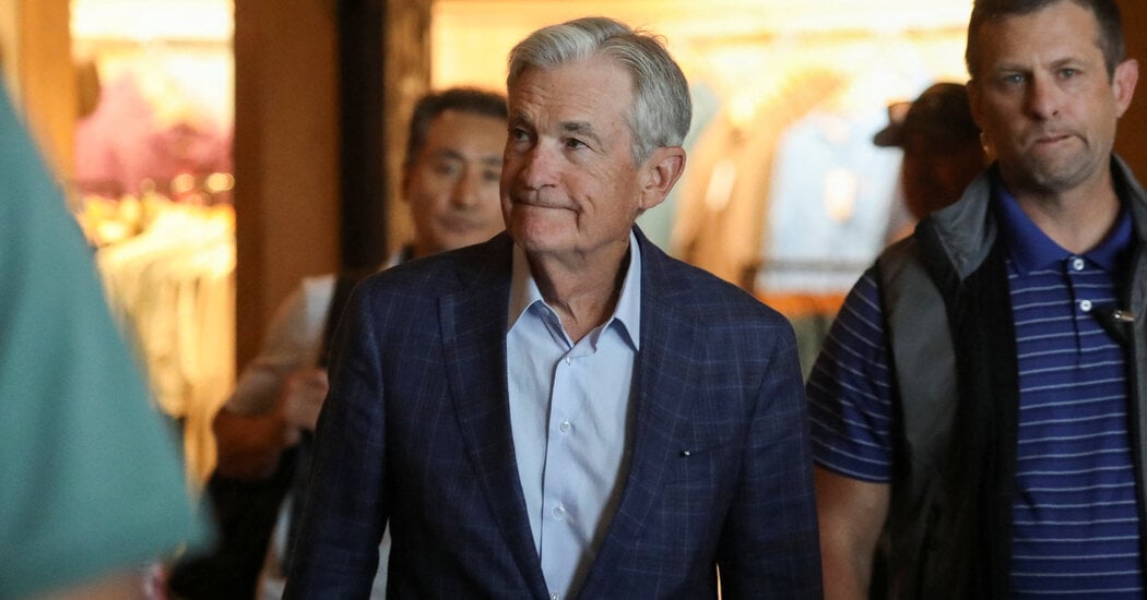 Featured image for Fed Likely to Cut Rates Amid Political Tensions