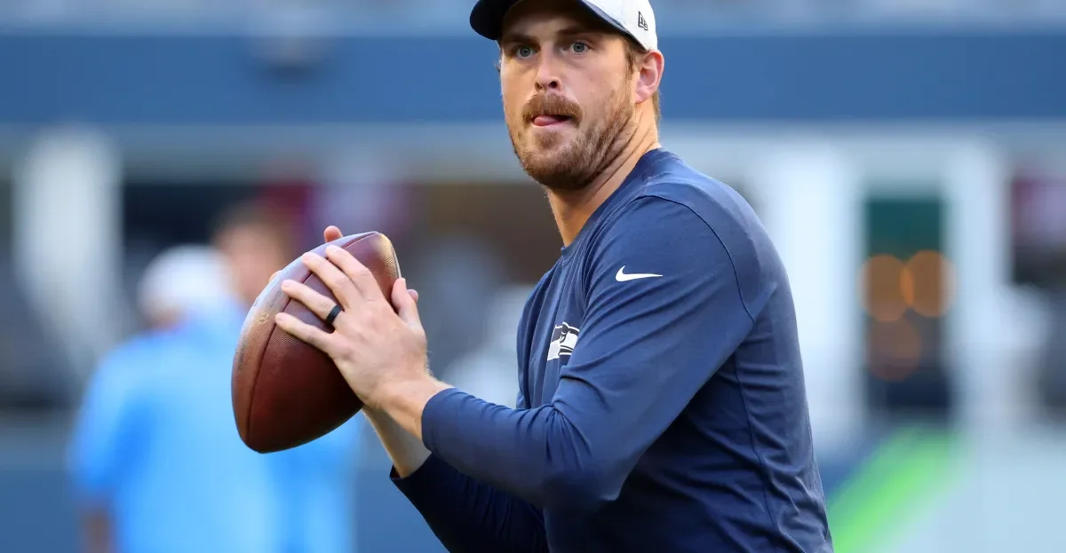 Eagles roll the dice on a young OC duo with Mannion and Grizzard