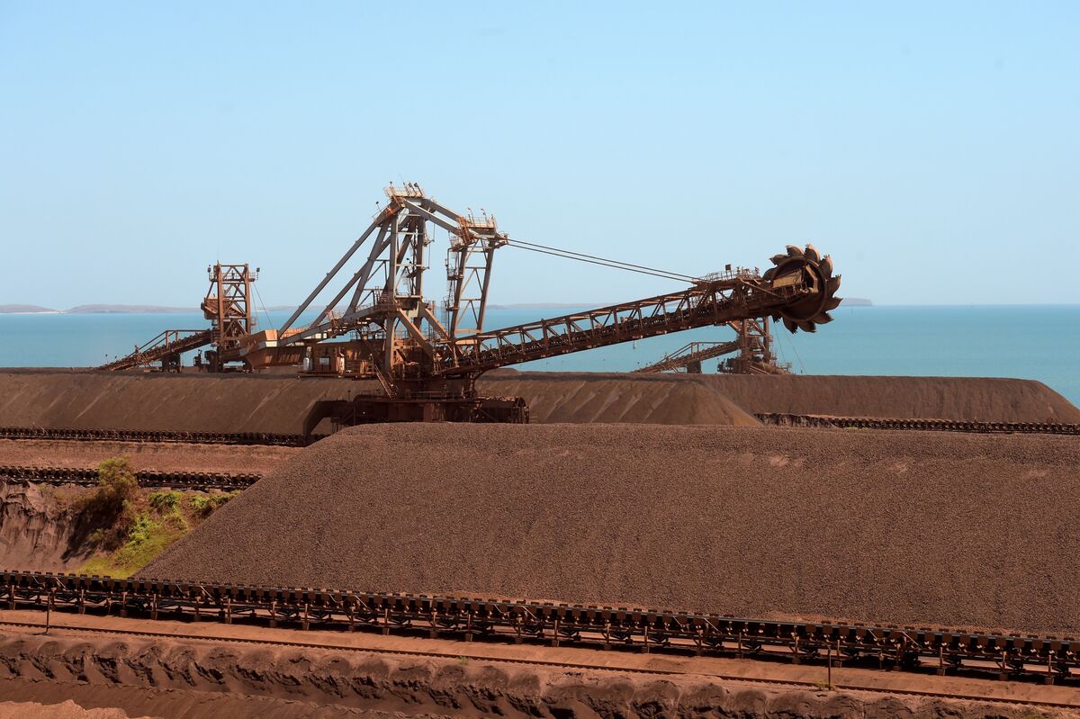 Featured image for "Iron Ore Prices Plummet as China Construction Outlook Dims"