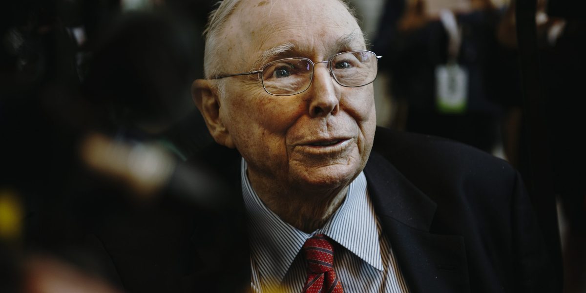 Charlie Munger: Most Money Managers are Like Fortune Tellers.