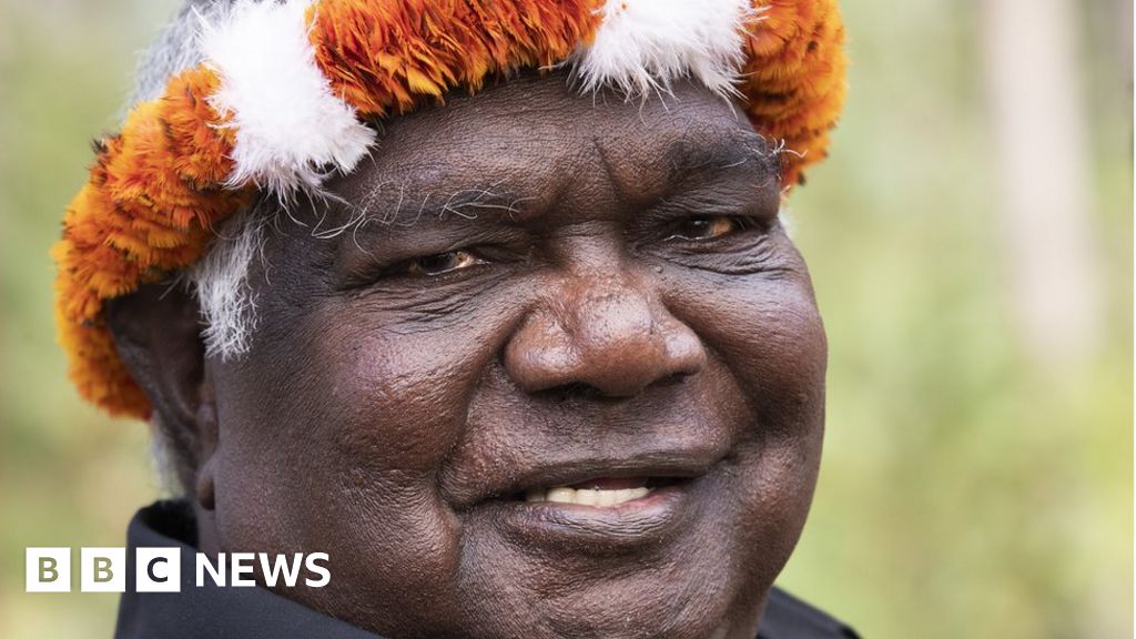 Featured image for Remembering Yunupingu: A Giant of Indigenous Australia