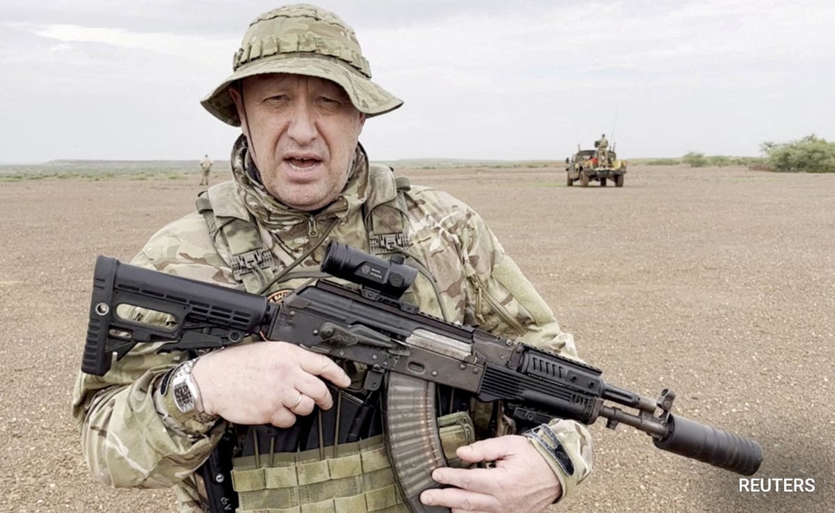 Featured image for Putin Links Hand Grenade Fragments to Wagner Chief Prigozhin's Fatal Plane Crash