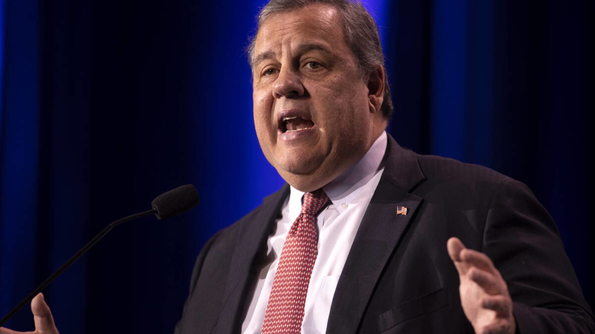 "Chris Christie and Mitt Romney weigh in on Jim Jordan's suitability for House speaker"