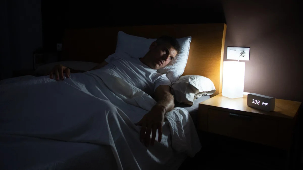 Featured image for Poor Sleep Habits Linked to Higher Risk of Cancer and Heart Disease Mortality
