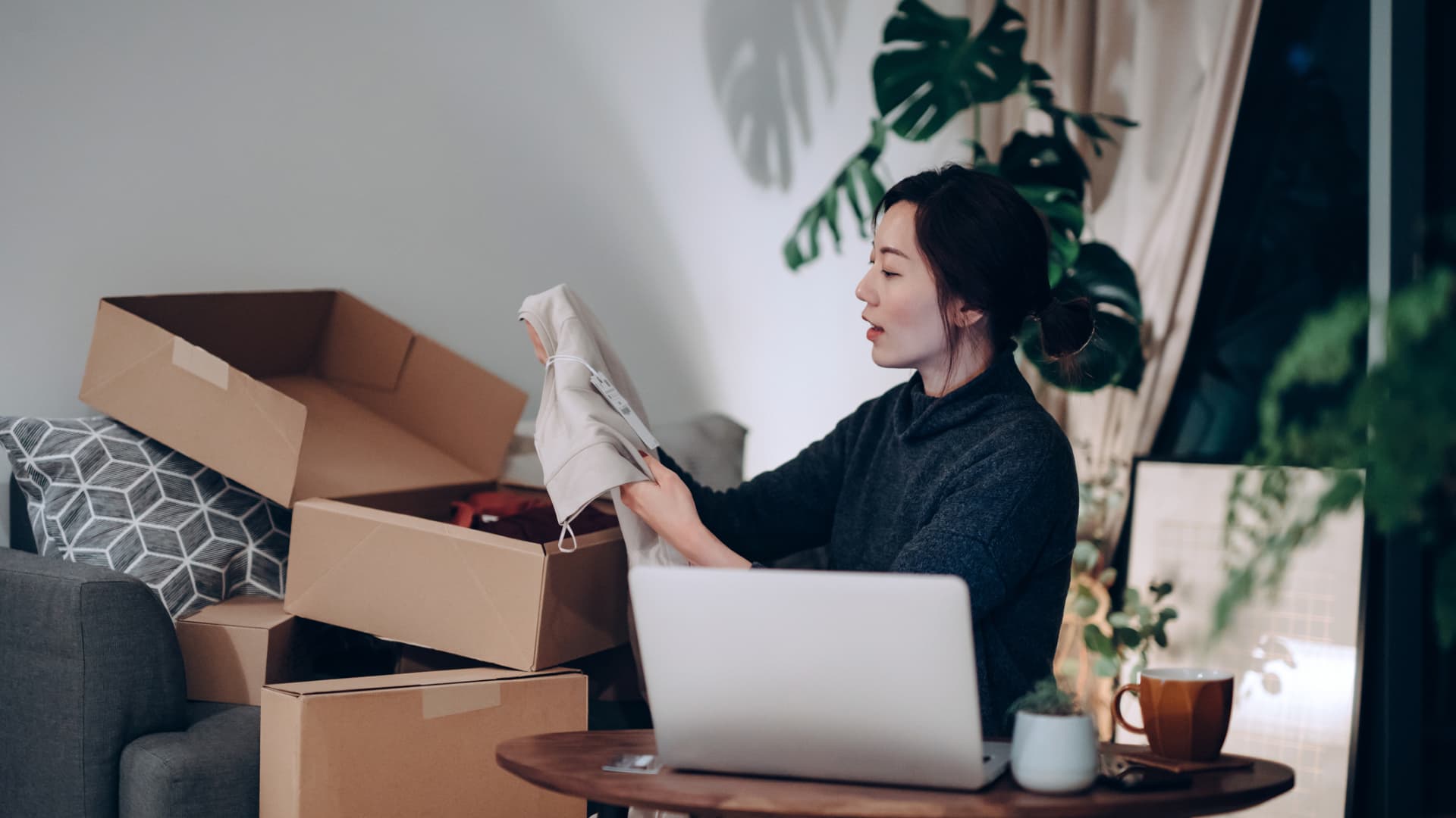 Featured image for The Financial Habits of Young Workers in Greater China and Their Career Choices.