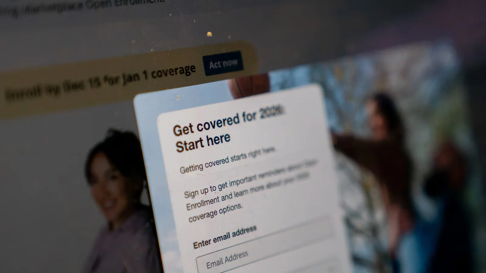 States Step Up as Federal Obamacare Subsidies Expire, Raising Premiums