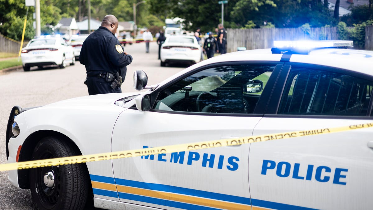 Retired MPD detective Mark LeSure found dead at Memphis home