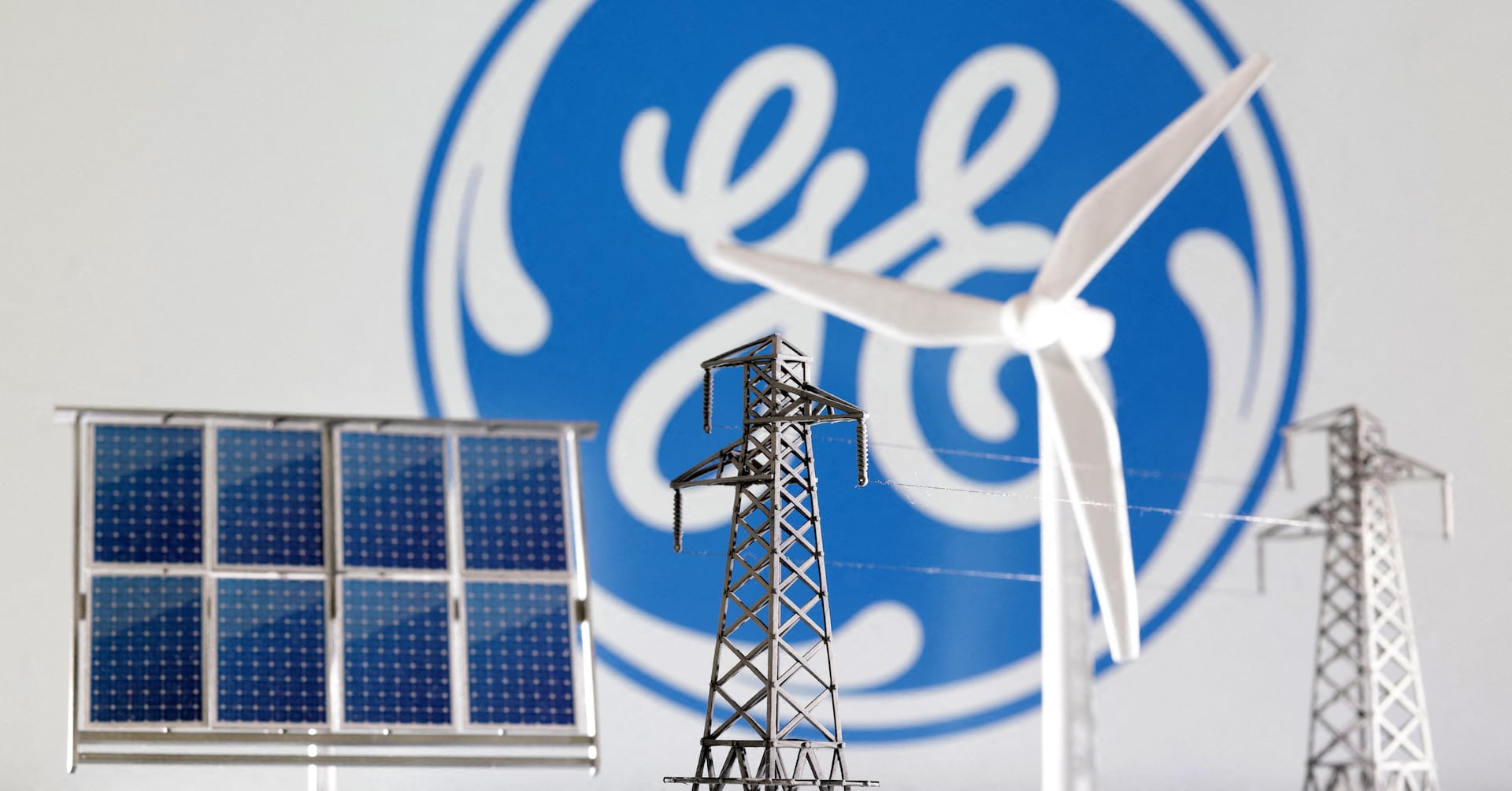 Featured image for "GE Spinoff Aims to Break the Mold for Investor Success"