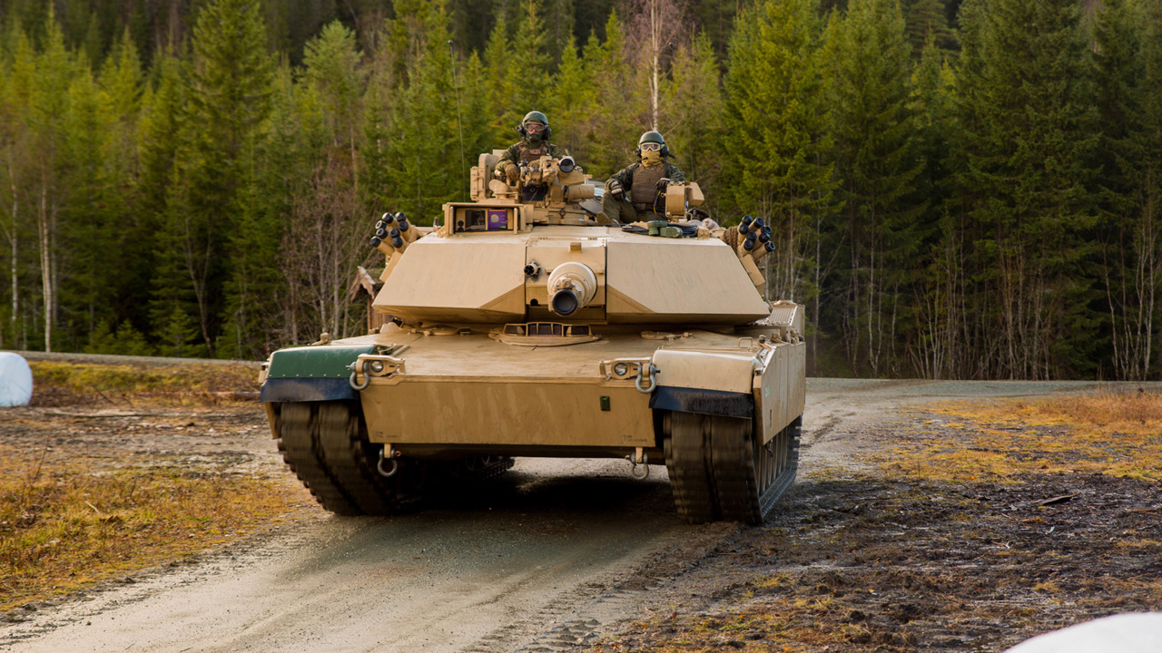 "US accelerates delivery of military equipment to Ukraine, including tanks and missile systems"