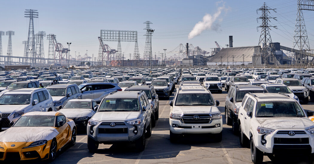 Featured image for Toyota Halts Shipments of 10 Models Over Testing Failures