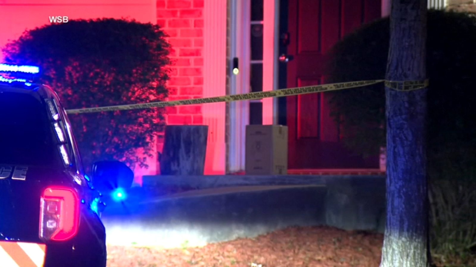 Featured image for Atlanta homeowner charged after shooting teens during porch thefts