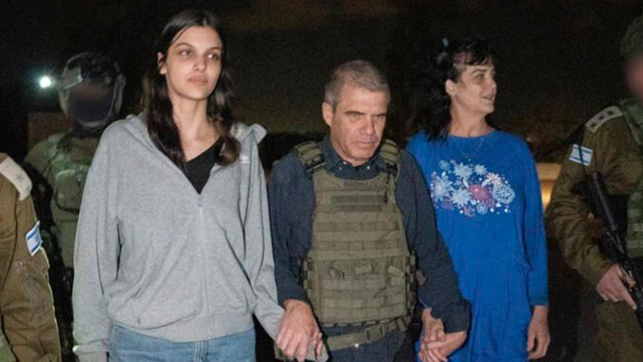 Hamas Releases American Hostages, IDF Suspects Delaying Tactics