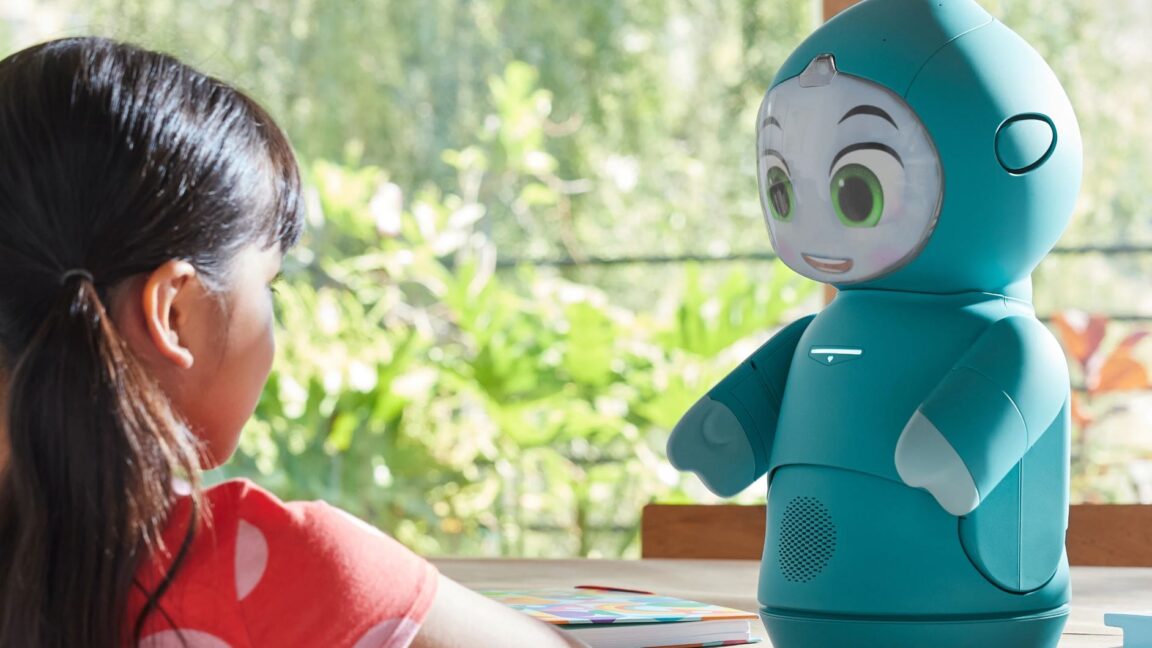 Featured image for Emotional Support Robots for Kids Face Sudden Shutdowns