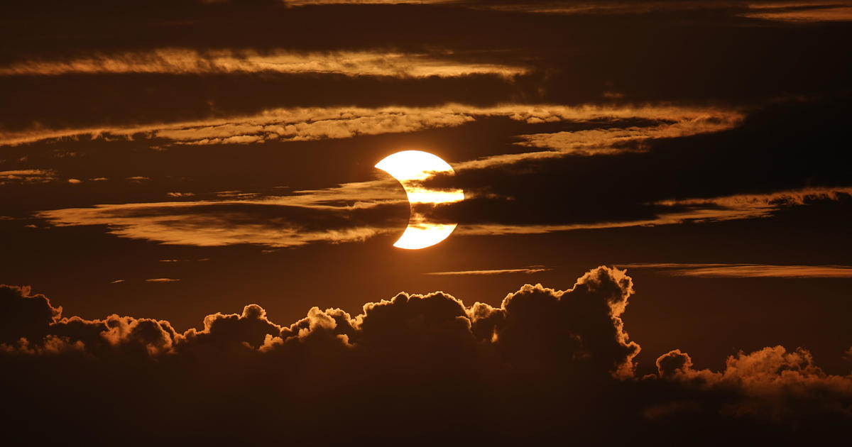 Featured image for "Optimizing Your View: Navigating Clouds for the April 8 Total Solar Eclipse"