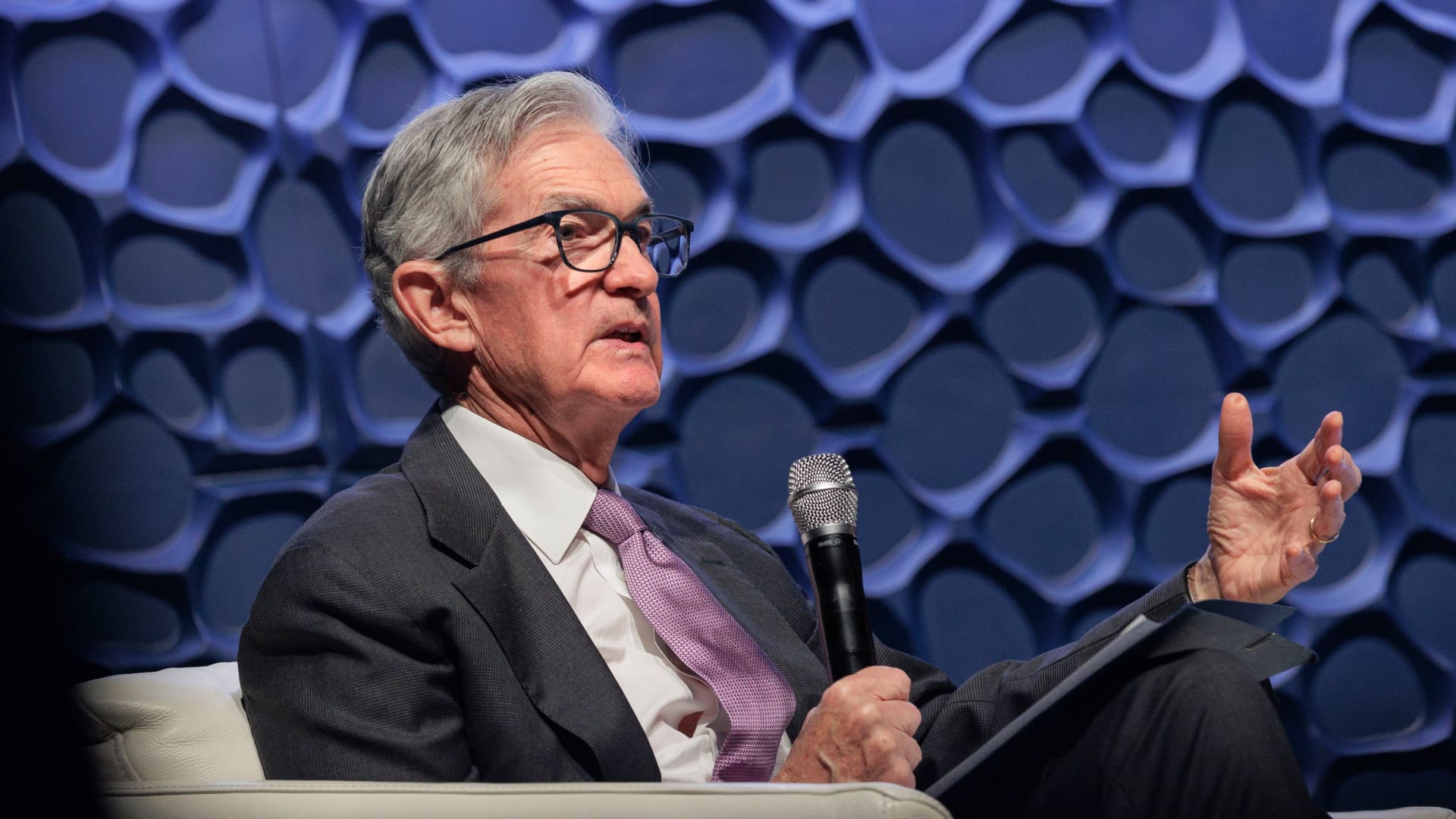 Powell's Cautious Stance on Rate Cuts Tempers Market Optimism