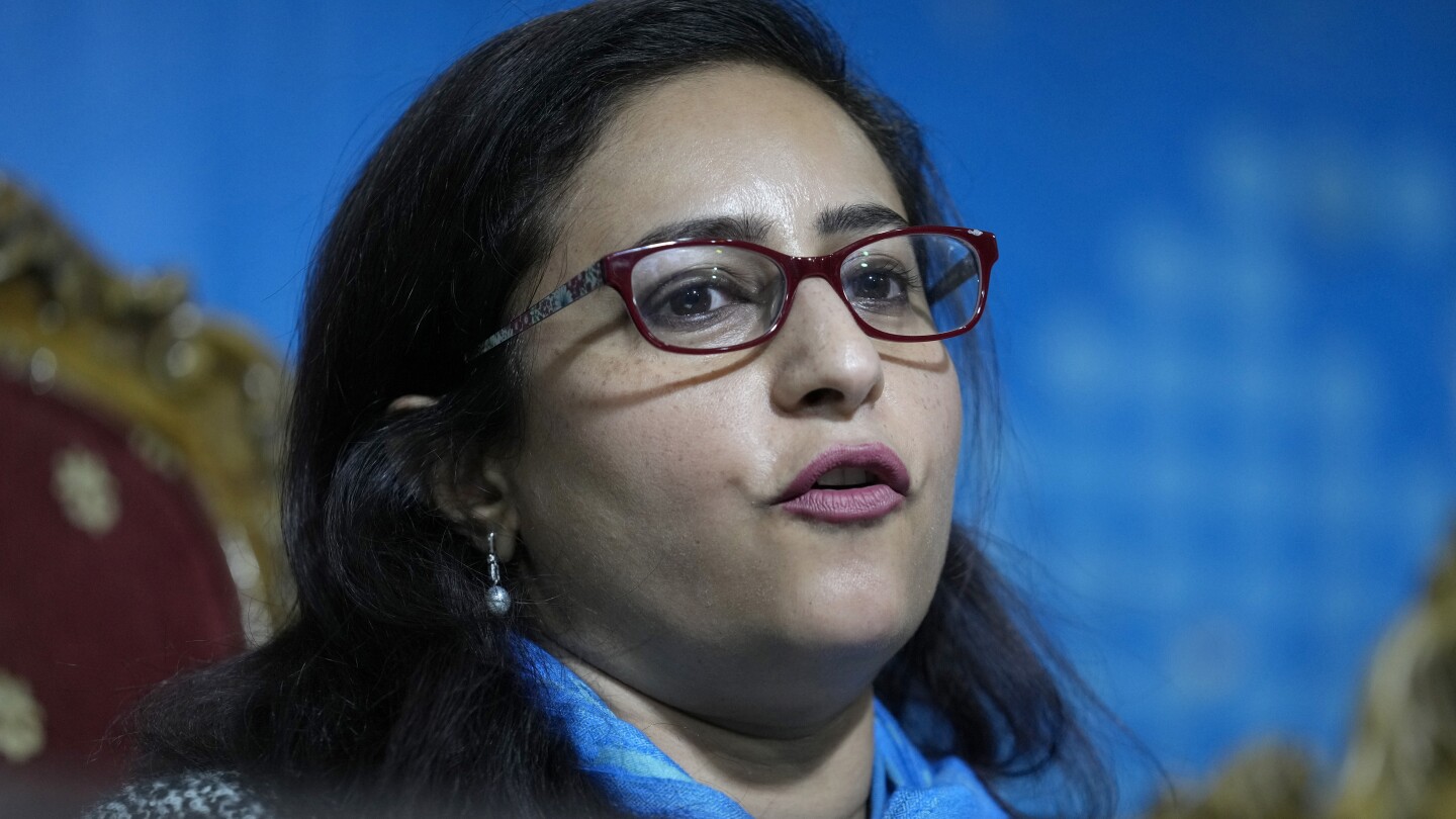 "Pakistan's Election Integrity Questioned Amid Concerns Over Fairness and Voter Turnout"