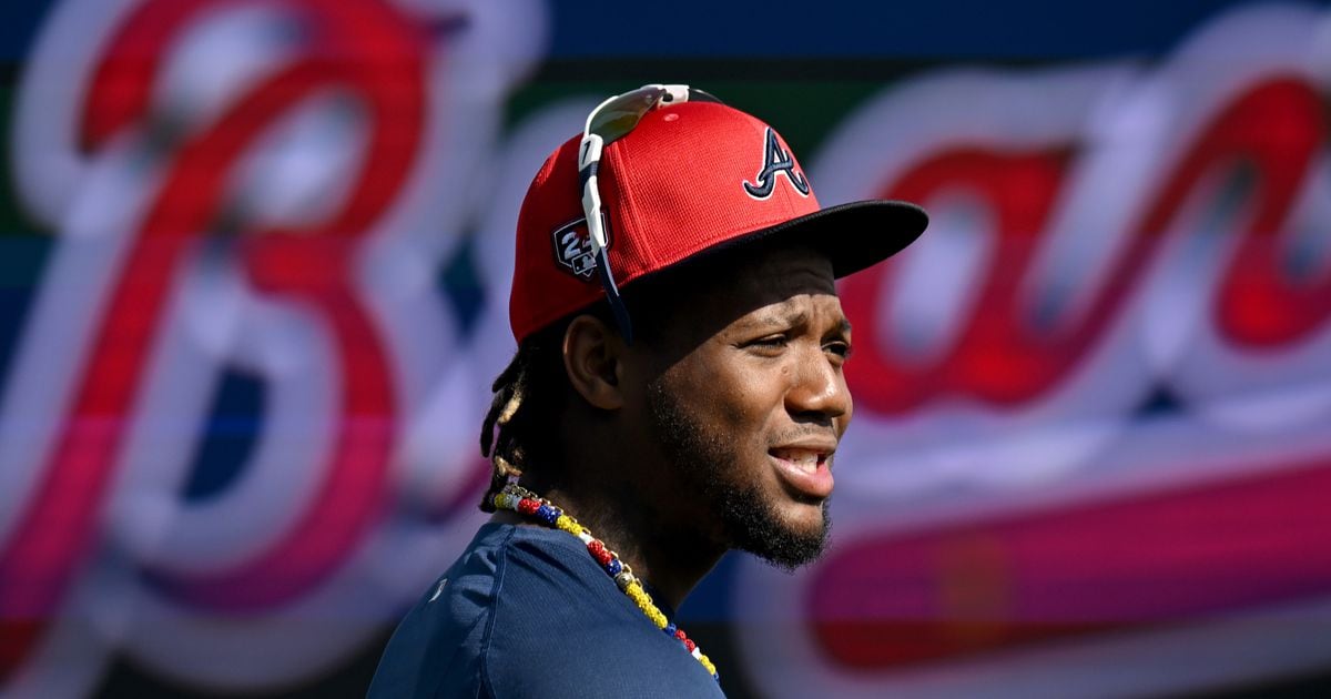 "Braves' Ronald Acuña Jr. Undergoes MRI for Knee Irritation"