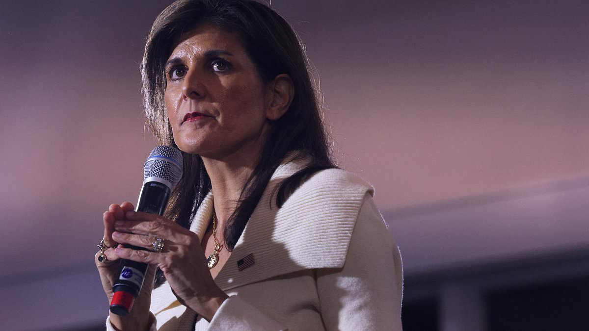 "Haley Surges in GOP Race, Challenges Trump in Iowa and New Hampshire Polls"