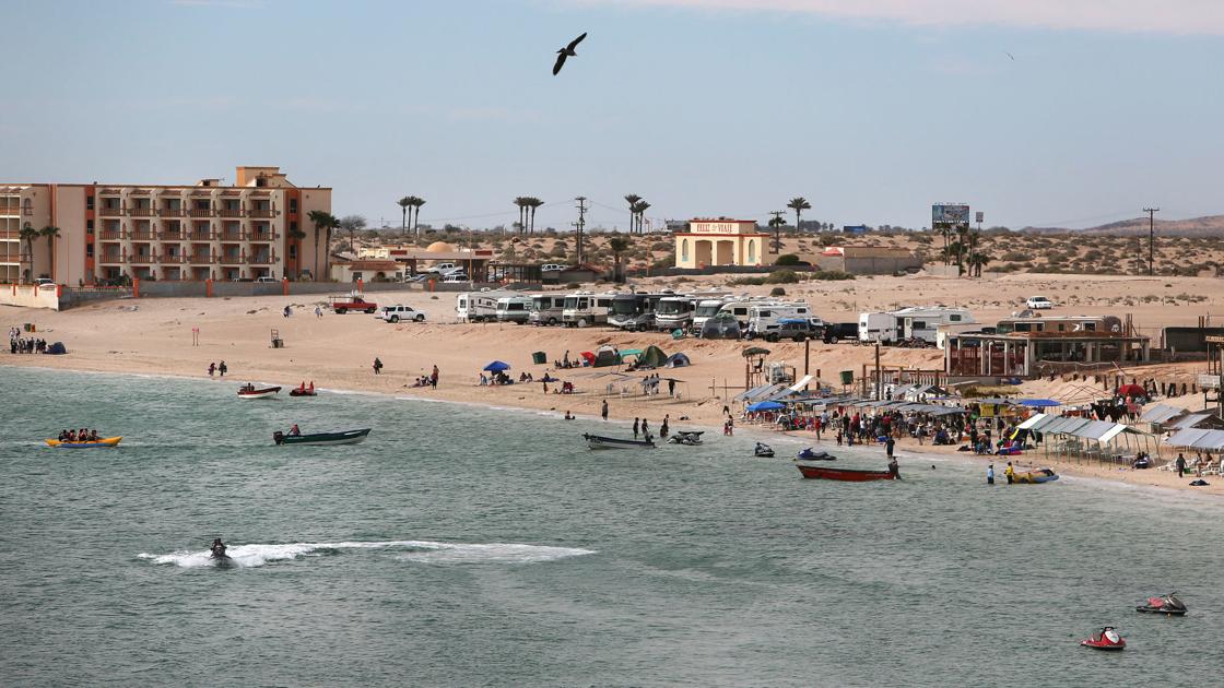 Featured image for "U.S. Travelers Urged to Avoid Rocky Point Amid Border Closure"
