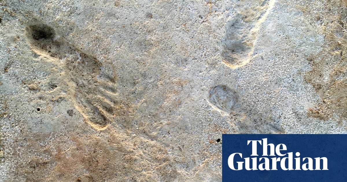 Featured image for Ancient Footprints Rewrite History of Human Arrival in the Americas