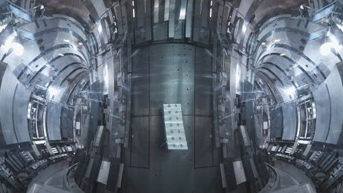 Featured image for "Artificial Sun Achieves Record-Breaking 100 Million Degrees for 48 Seconds in South Korea"