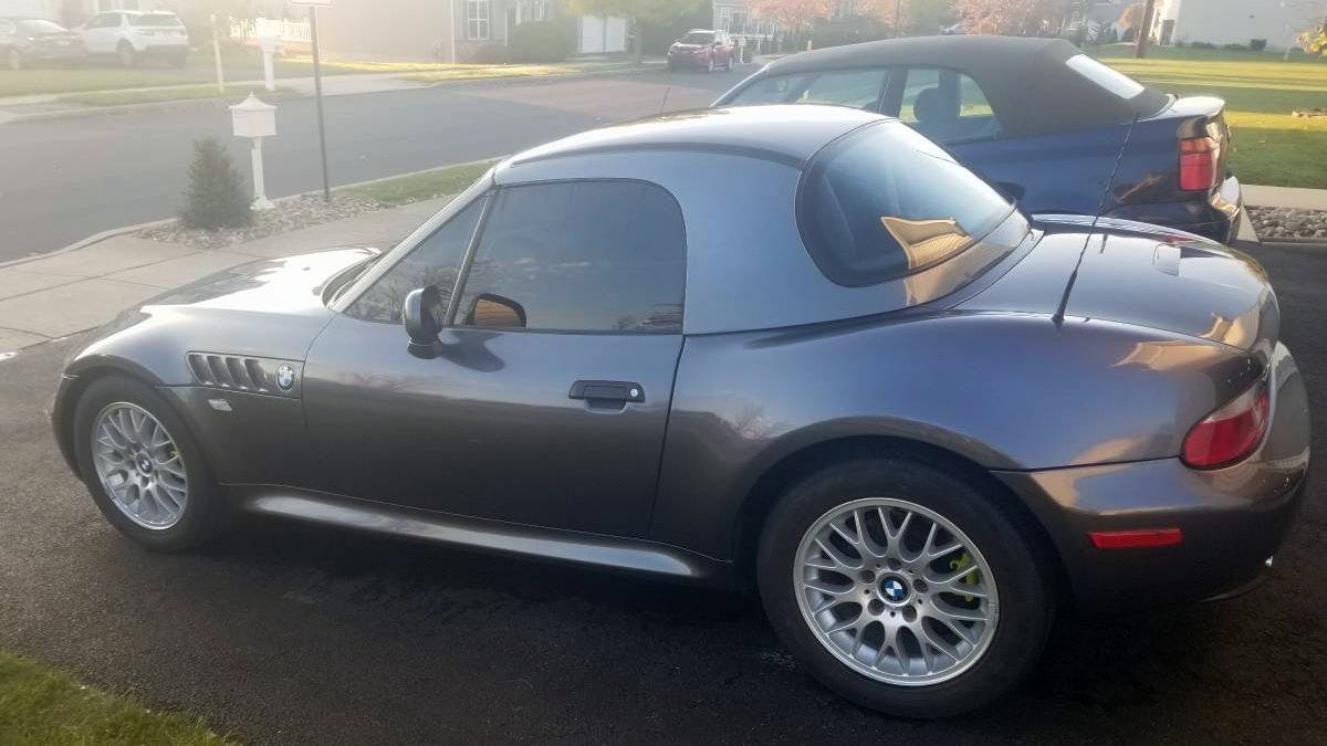 "Is the 2000 BMW Z3 2.8 Drive Worth the $9,500 Price Tag?"