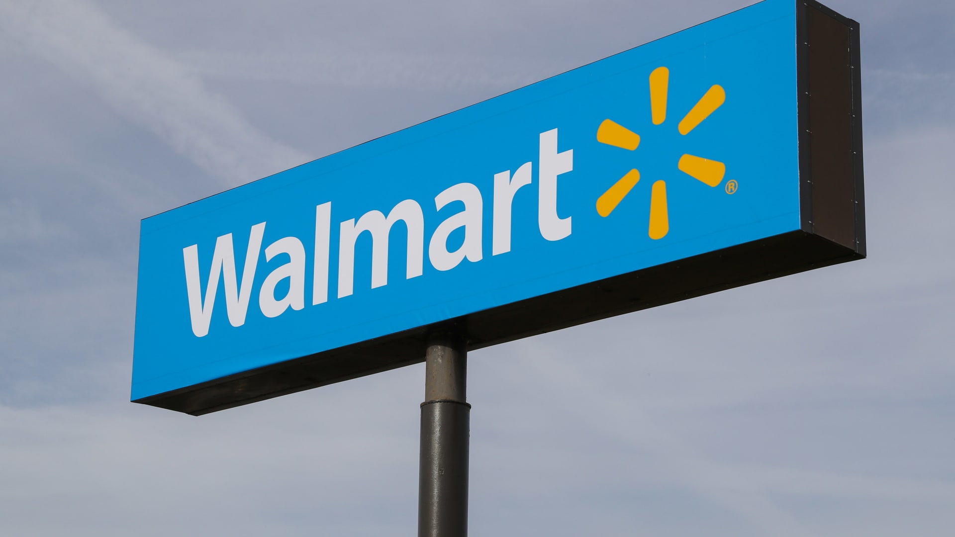 Featured image for Walmart's Earnings: Key Insights and Analyst Expectations