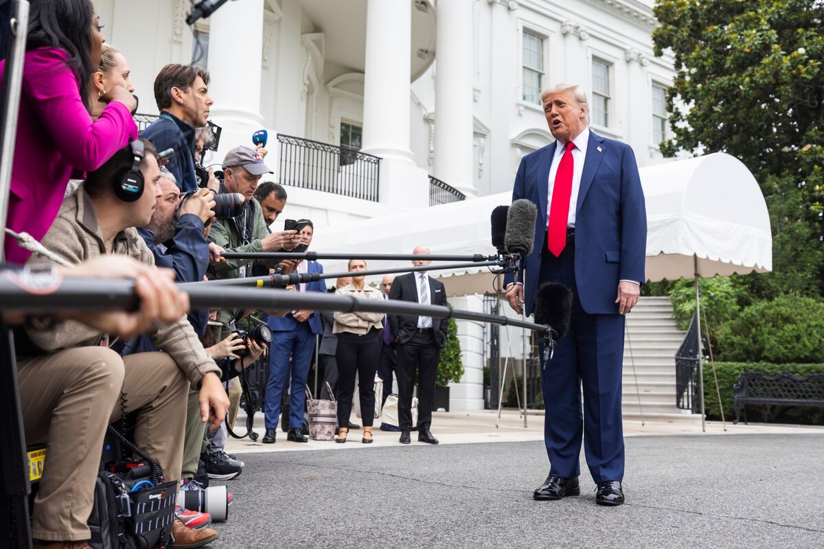 Featured image for Trump Organization Launches U.S.-Made Smartphone and Mobile Service