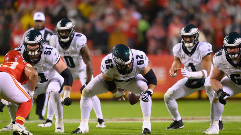 "Ranking the NFL Offensive Lines for Week 12: A Statistical Analysis"