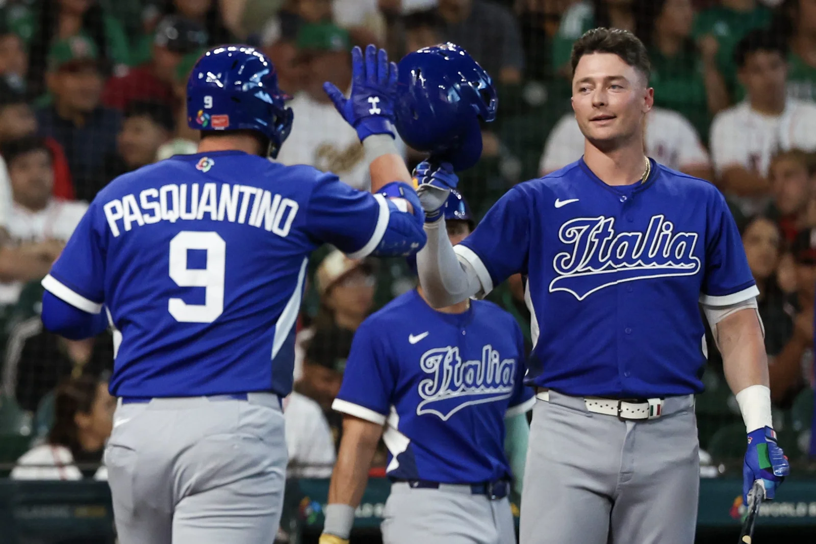 Italy's Three-Homer Night Carries USA Into WBC Knockout Round