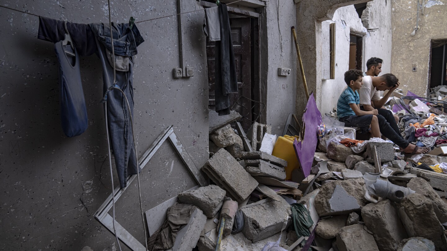 Israel Escalates Ground Assault and Airstrikes in Gaza Strip