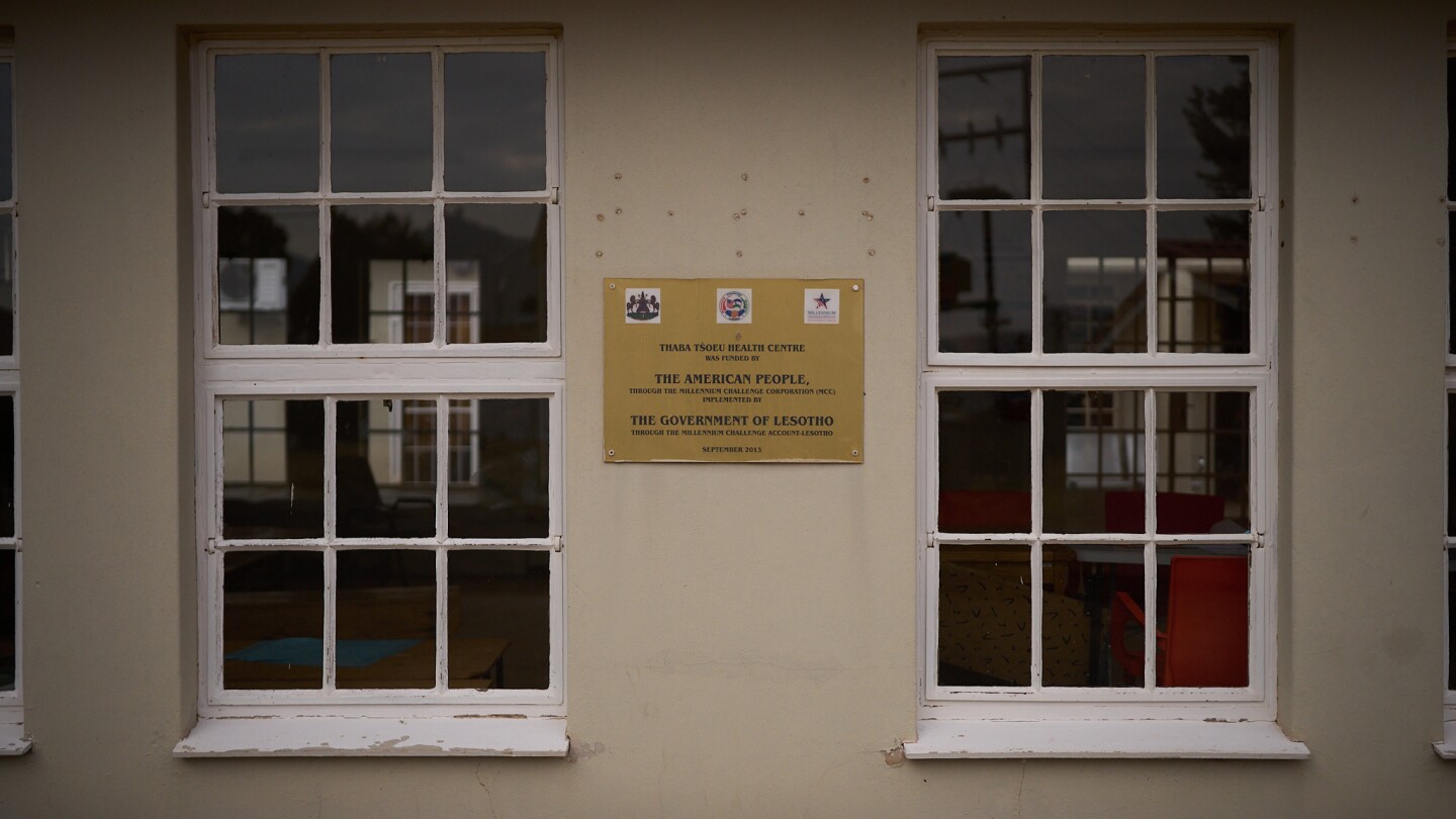 Featured image for US Launches New Global Health Strategy Emphasizing Self-Reliance and Private Sector