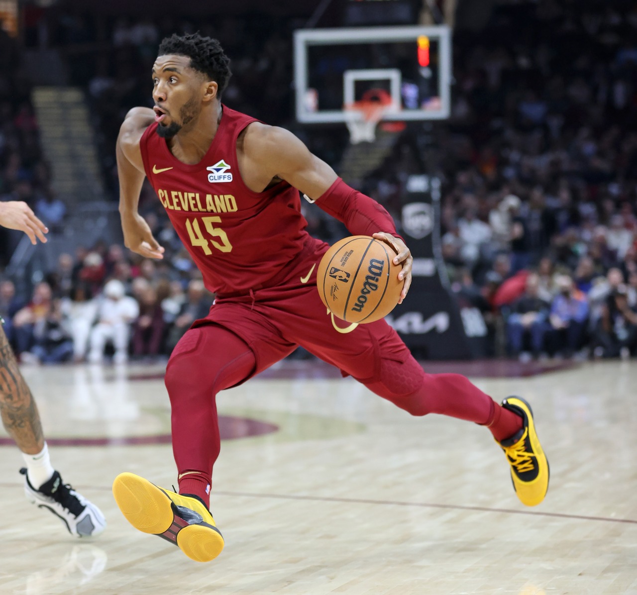 Mitchell's Fourth-Quarter Heroics End Celtics' Streak