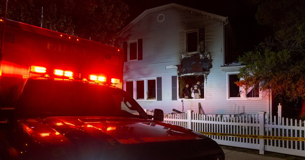 Featured image for Suspect Sought in Fire That Killed Elderly Couple in NYC