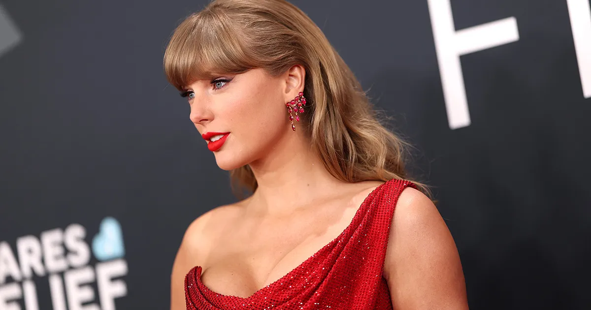 Featured image for Taylor Swift Clarifies Relationship Rumors and Celebrates Hospital Visit